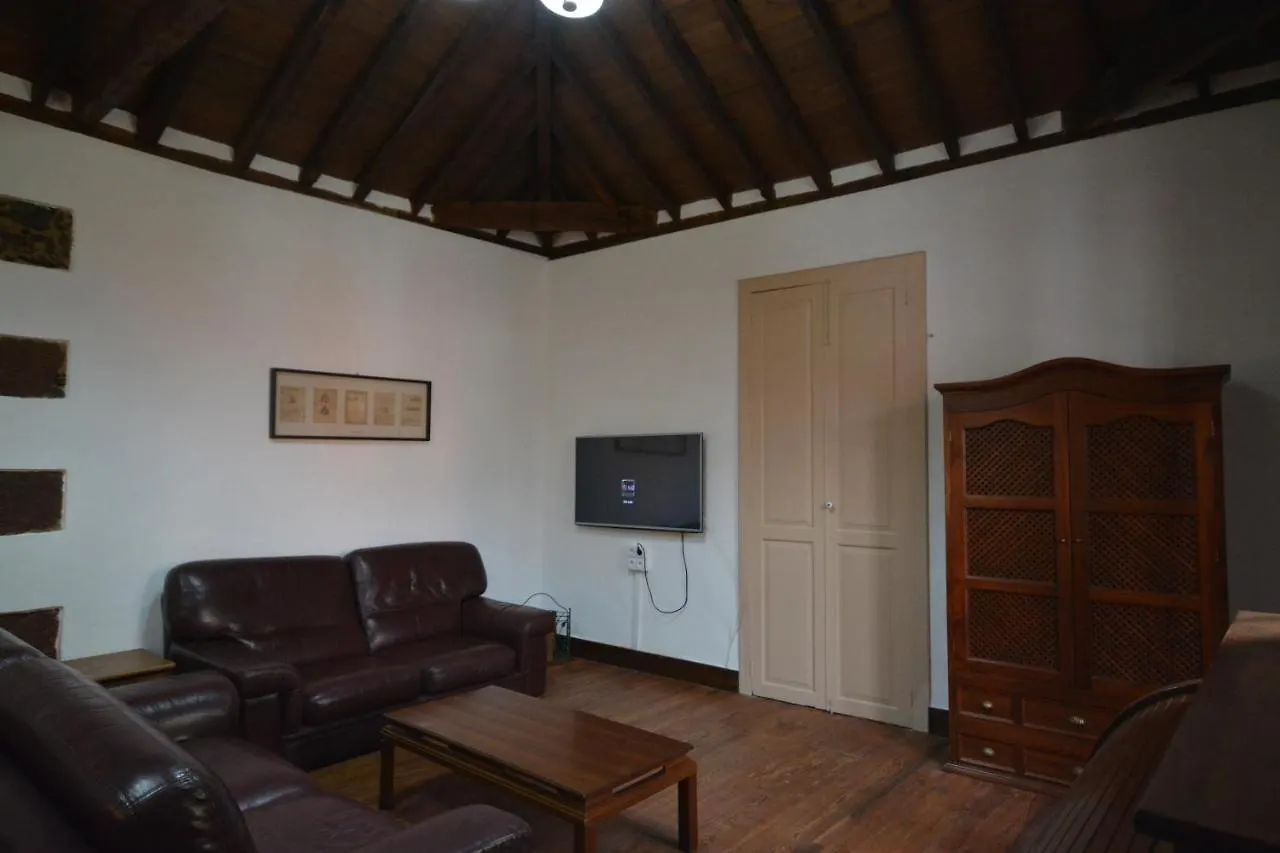 Casa antigua La Embajada Villa Tejina 0*,